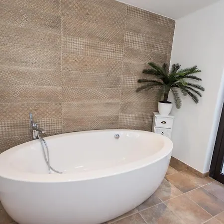 Casa Relajarse — Luxury That Can Sleep Up To 14 Persons * Mácher